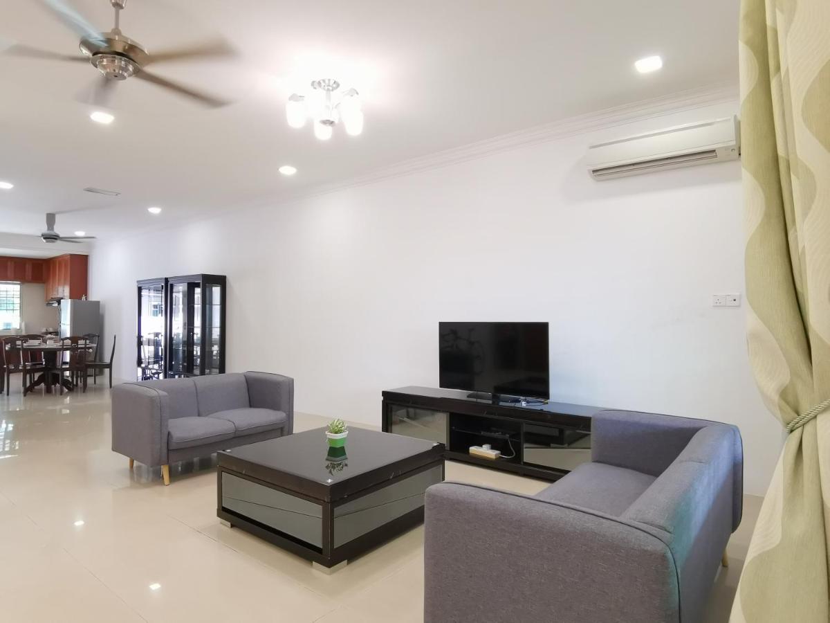 Nansang One Homestay 8Pax 4Rooms Sibu Exterior photo